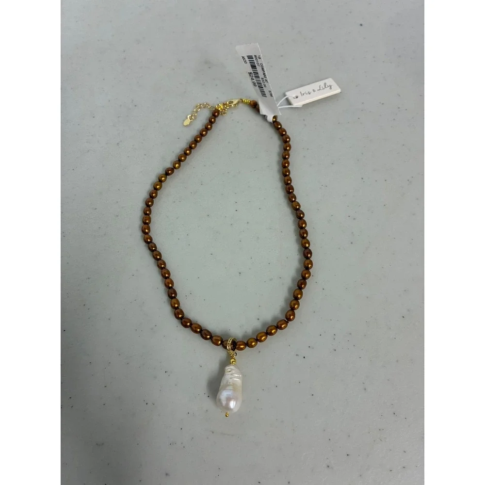 Iris & Lily Brown Freshwater Pearl Necklace with White Baroque Pearl Pendant NEW - Picture 1 of 6